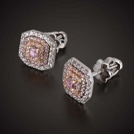 Stud earrings with pink diamonds
